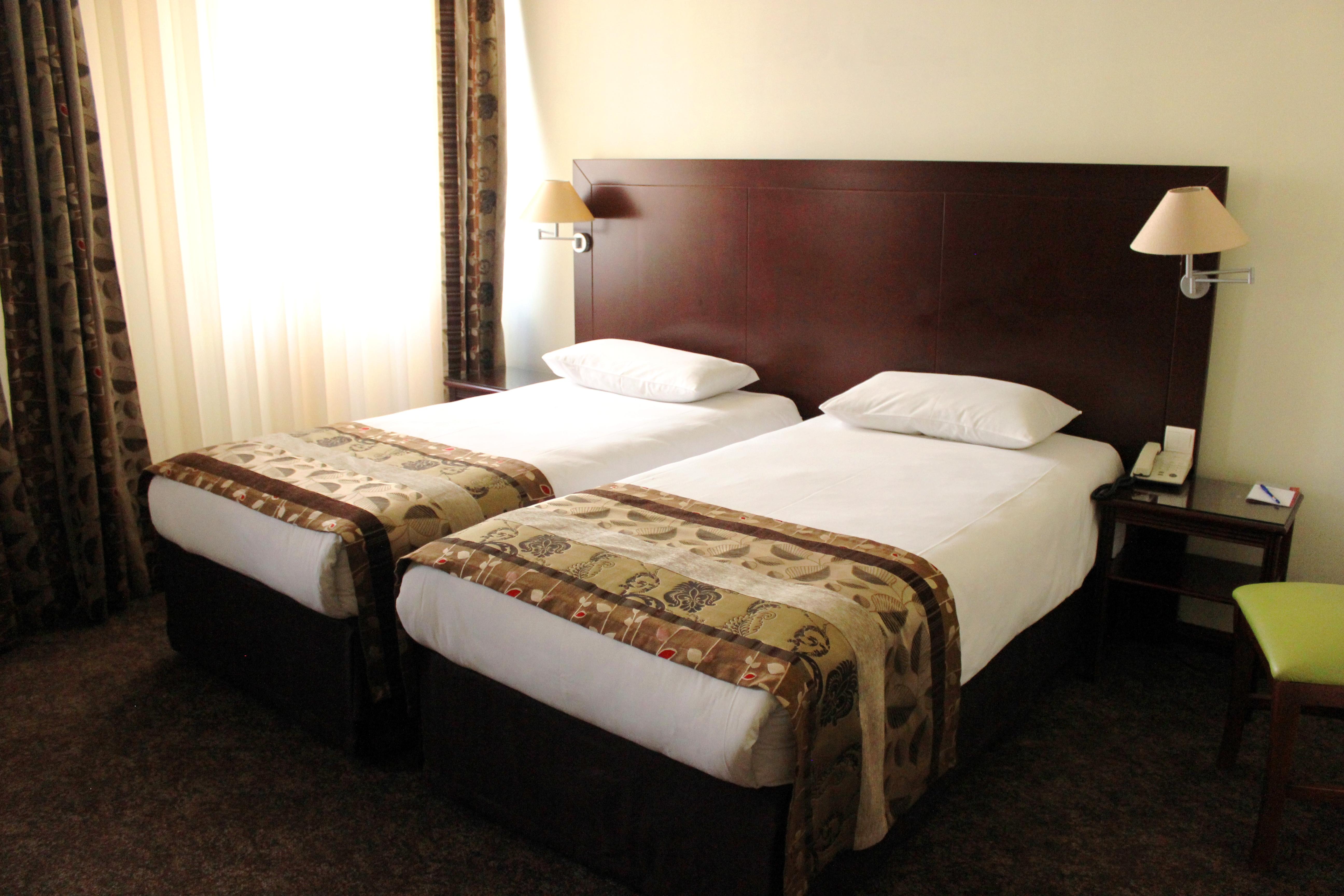 Europe Hotel Erevan Esterno foto