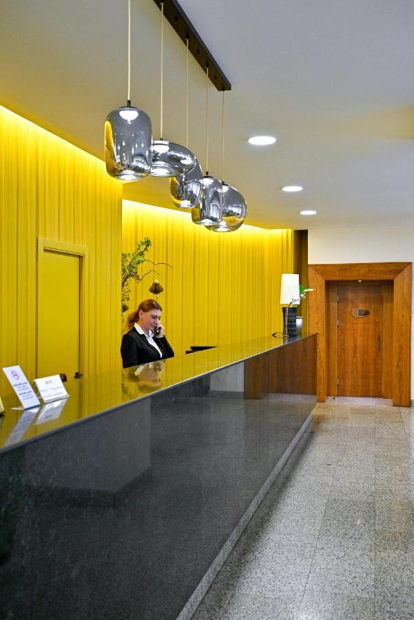 Europe Hotel Erevan Esterno foto